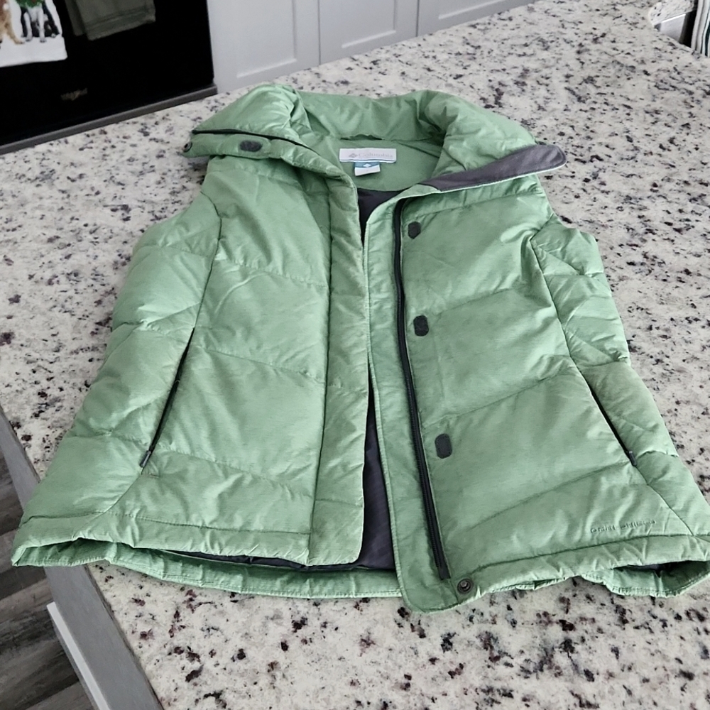 Columbia Vest